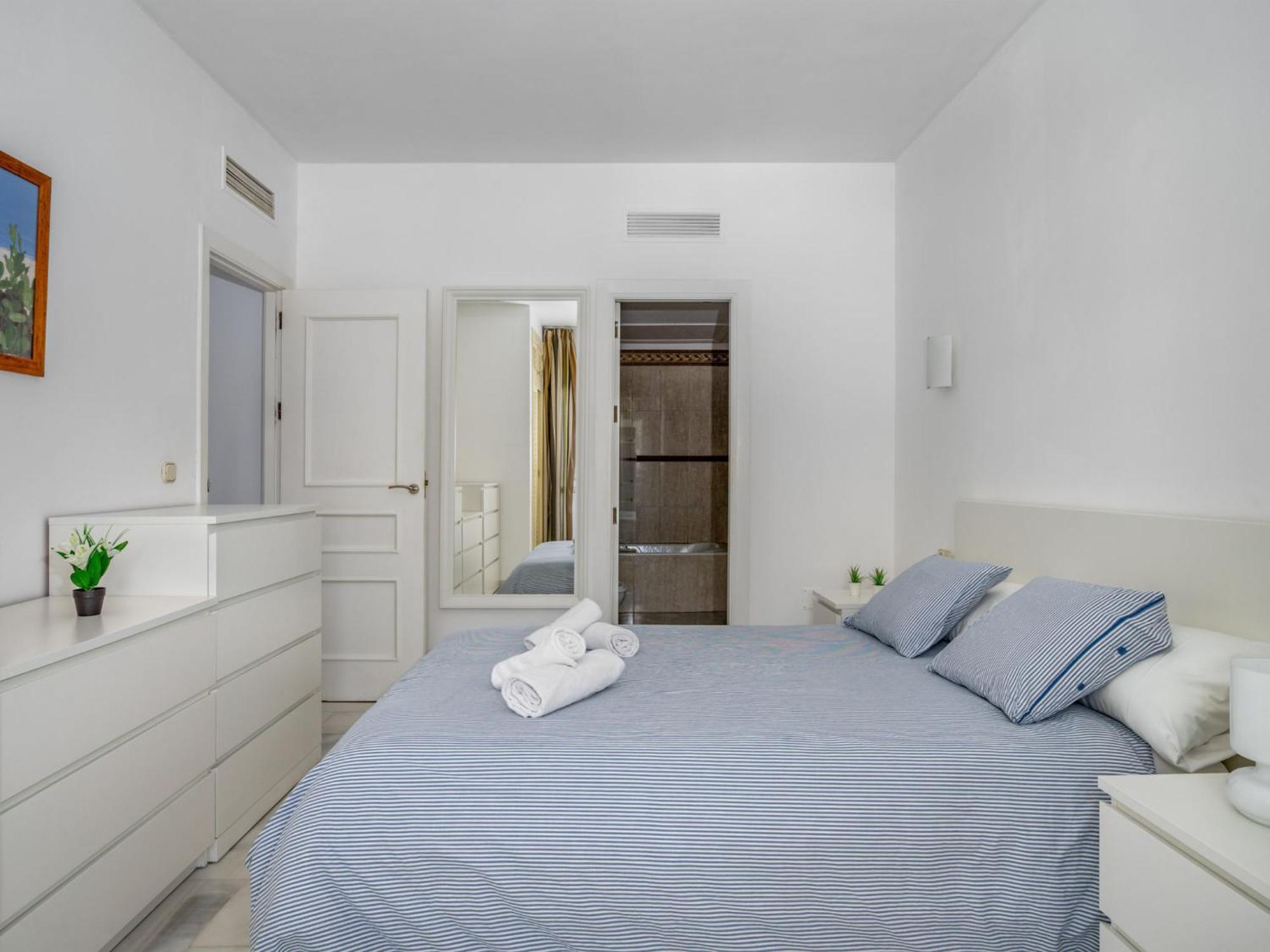 Lejlighed Puerto Marina-2 By Interhome