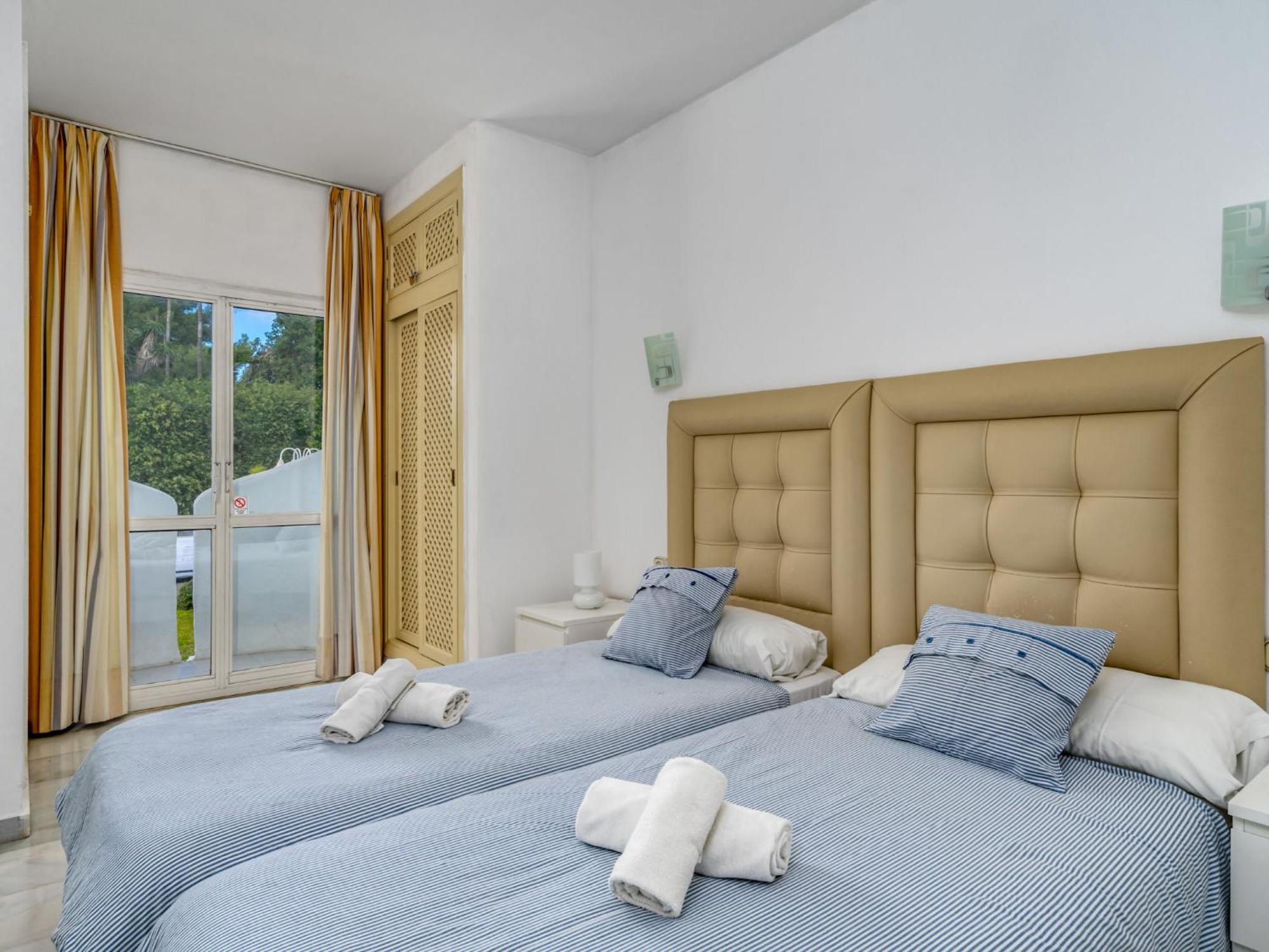 Lejlighed Puerto Marina-2 By Interhome
